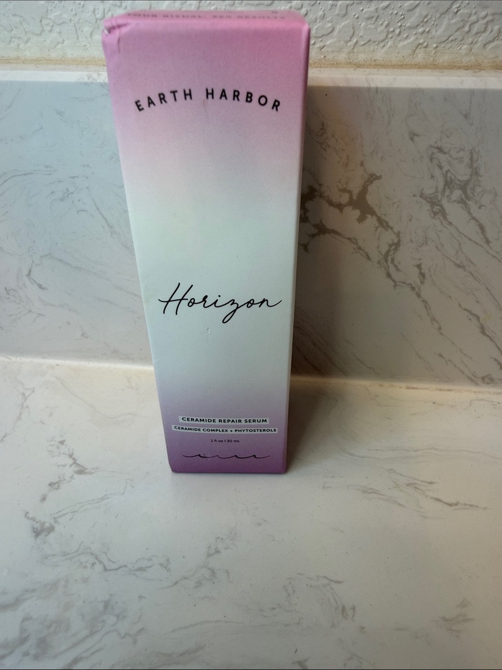 Earth Harbor Horizon Ceramide Repair Serum - Pink Gradient Box